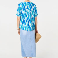 Printed 1/2 Turn-Up Sleeve Blouse