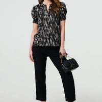 Printed Short Puff Sleeve Blouse