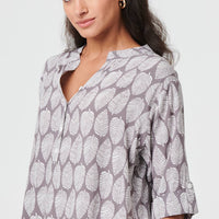 Leaf Print 1/2 Sleeve Curve Hem Blouse