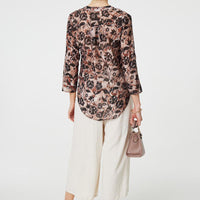 Floral 3/4 Sleeve Curve Hem Blouse