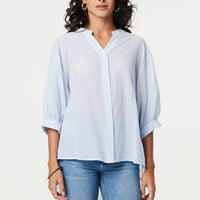 3/4 Sleeve Collarless Curve Hem Shirt