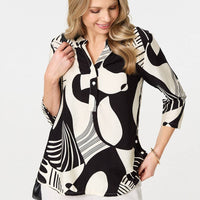 Abstract 3/4 Sleeve Button Detail Blouse