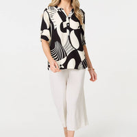 Abstract 3/4 Sleeve Button Detail Blouse