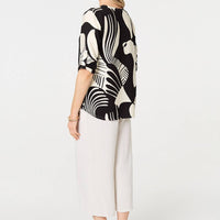 Abstract 3/4 Sleeve Button Detail Blouse