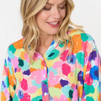 Abstract 3/4 Sleeve Curve Hem Blouse