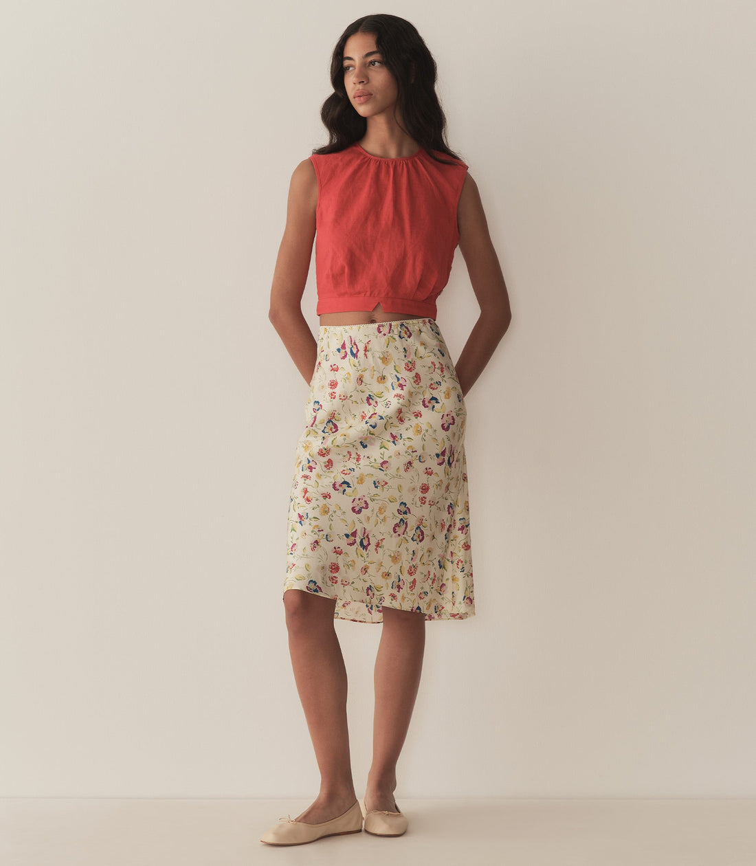 DORIS TOP -- SCARLET