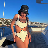 Pepper & salt One Piece