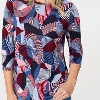 Abstract Print 3/4 Sleeve Curve Hem Top