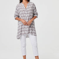 Leaf Print 1/2 Sleeve Curve Hem Blouse