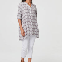 Leaf Print 1/2 Sleeve Curve Hem Blouse