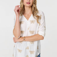 Embroidered Pleat 3/4 Sleeve Blouse