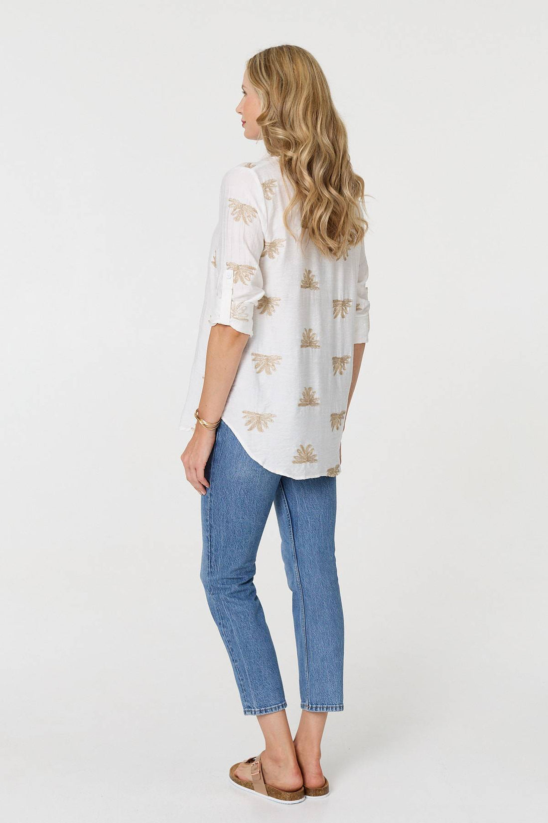 Embroidered Pleat 3/4 Sleeve Blouse