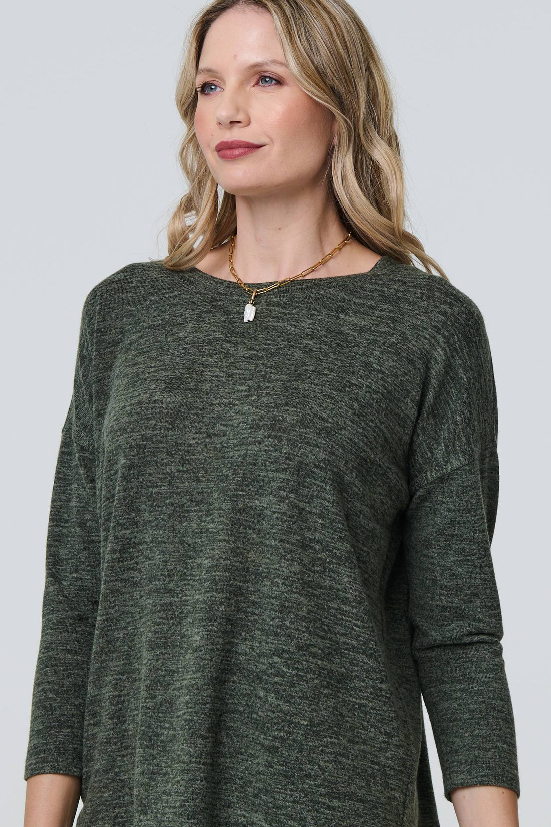 Relaxed Boat Neck 3/4 Sleeve Top