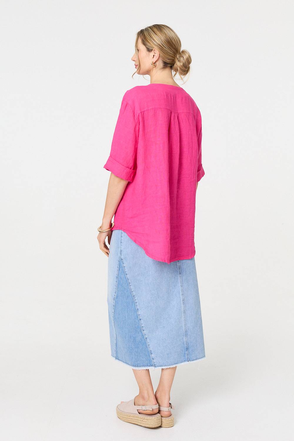 Button Detail 1/2 Sleeve V-Neck Blouse