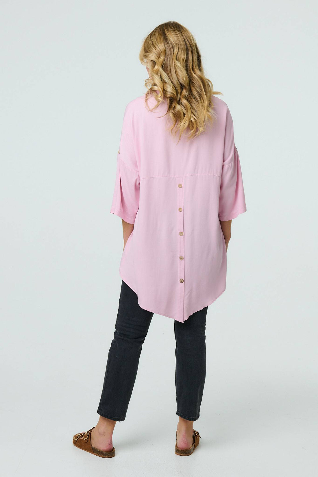 Relaxed High Low 3/4 Sleeve Shirt