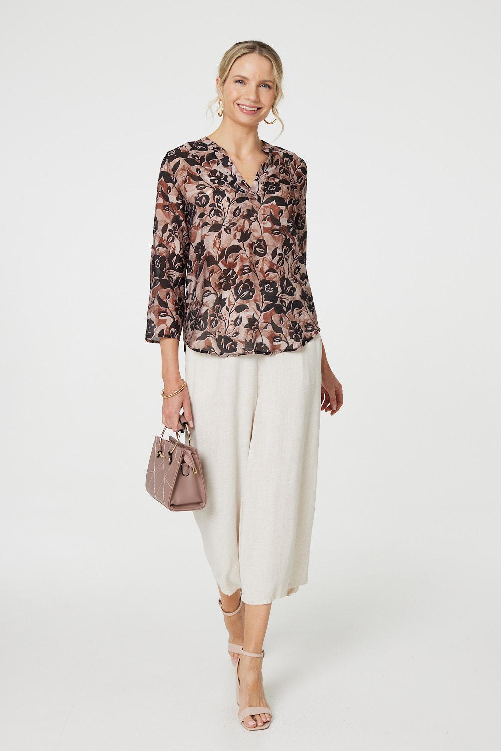 Floral 3/4 Sleeve Curve Hem Blouse