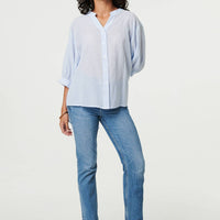 3/4 Sleeve Collarless Curve Hem Shirt