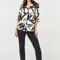 Printed Relaxed V-Neck 3/4 Sleeve Blouse