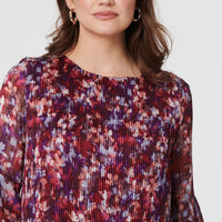 Printed Pleated 3/4 Sleeve Blouse
