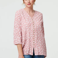 Ditsy Floral 3/4 Sleeve Curve Hem Top
