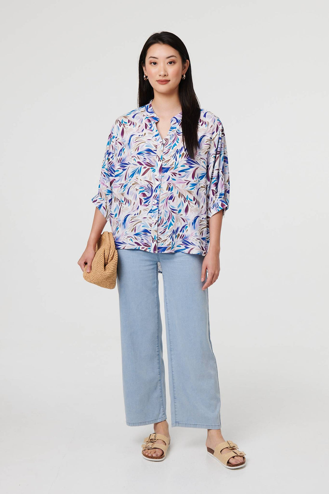 Abstract Curve Hem 3/4 Sleeve Shirt