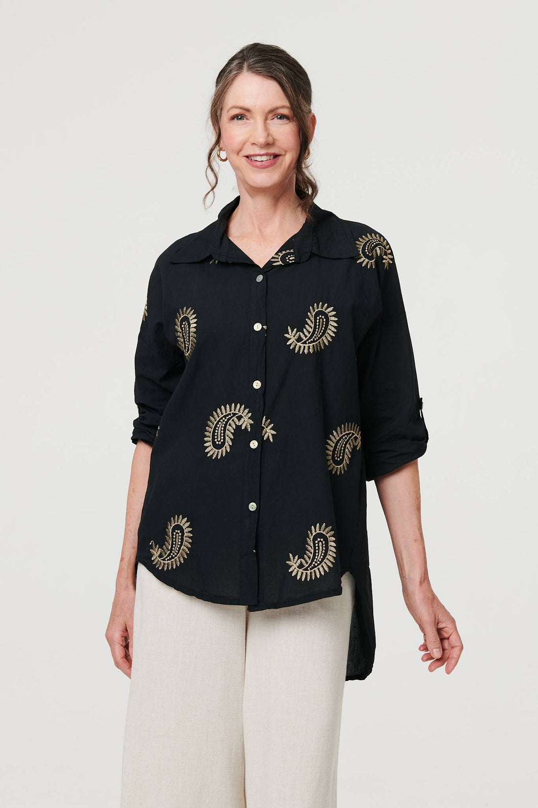 Embroidered 3/4 Turn-Up Sleeve Shirt