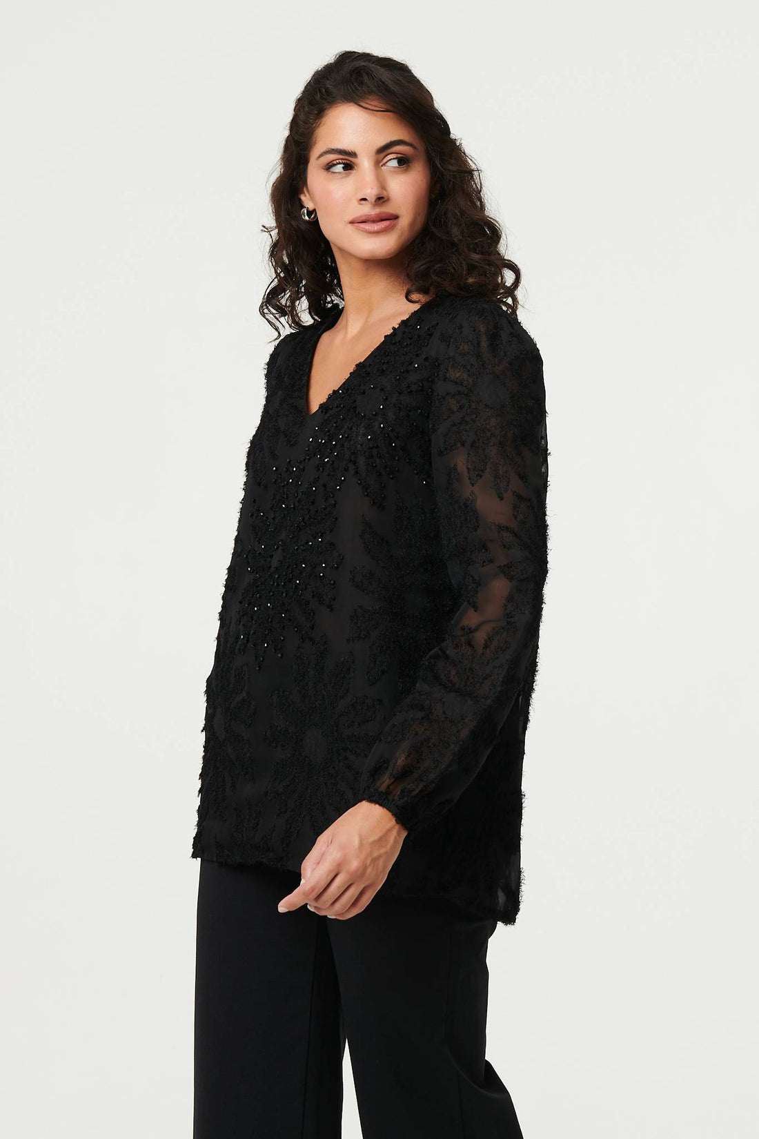 Lace Embellished V-Neck Long Sleeve Top